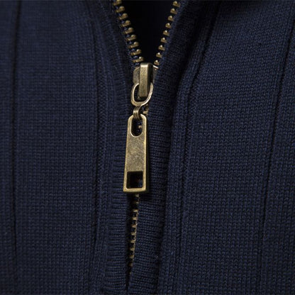 Męski sweter slim fit z półzamkiem
