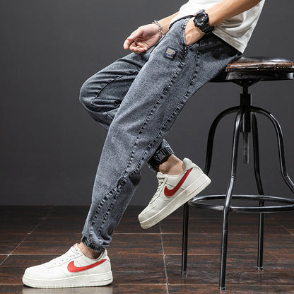 Luźne jeansowe spodnie typu jogger