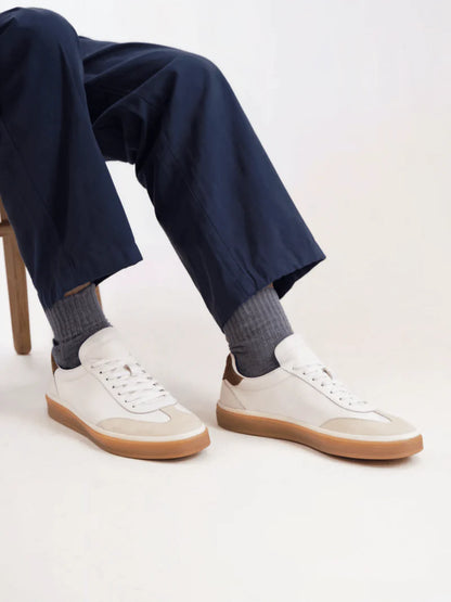 Moda Elite | Klasyczne skórzane trampki